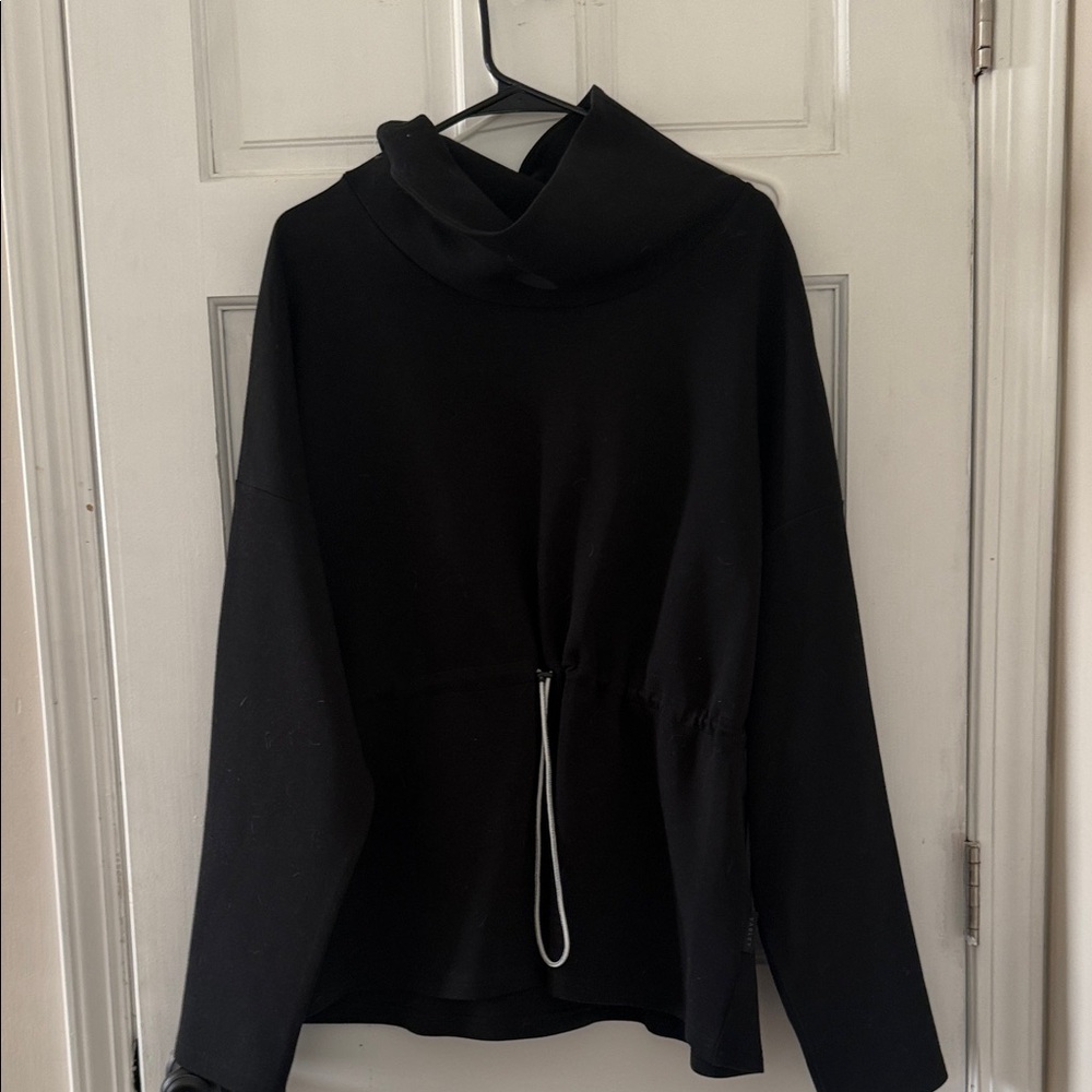 NWT Varley Black Barton Sweatshirt